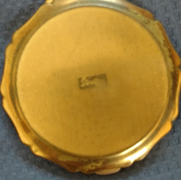 Antique compact - Picture 2 of 3